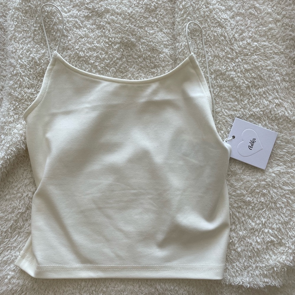 NEW Adika backless crop top